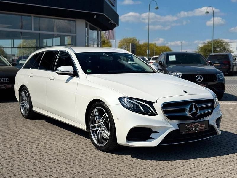 Gebraucht Mercedes E200 AMG 150 PS (110 kW) 2018 Weiß Limousine