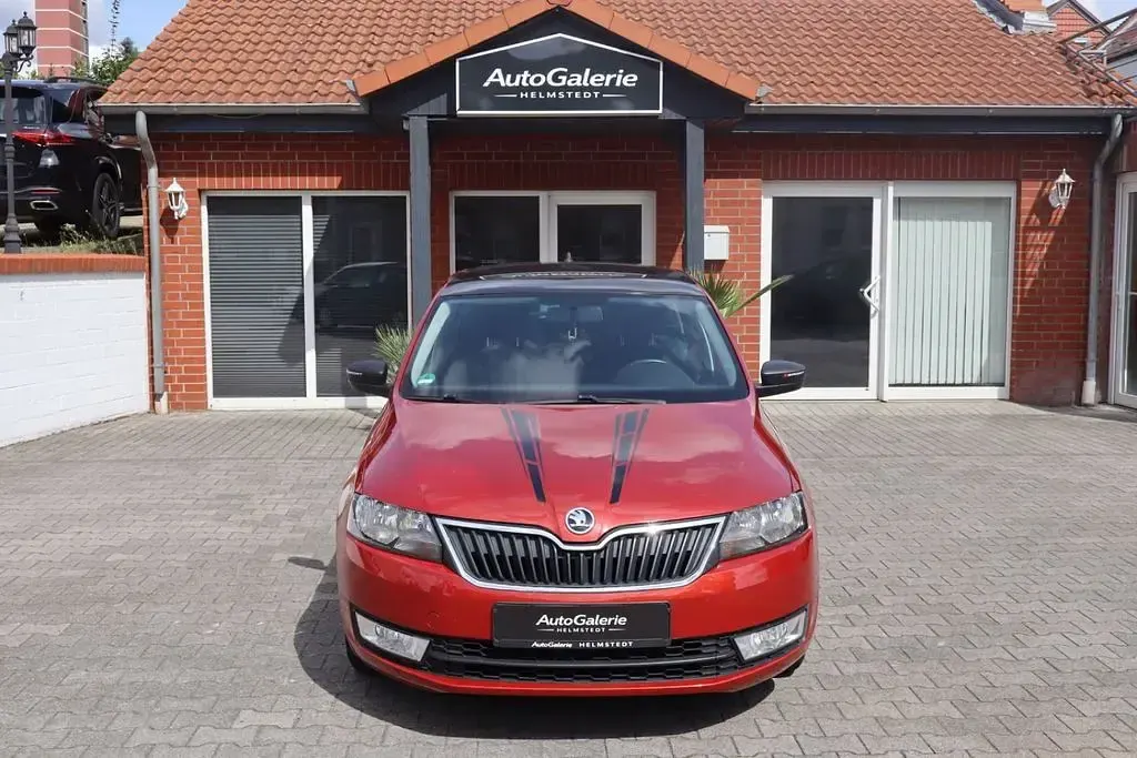 Gebraucht Skoda Rapid Elegance 105 PS (77 kW) 2015 Rot Kleinwagen