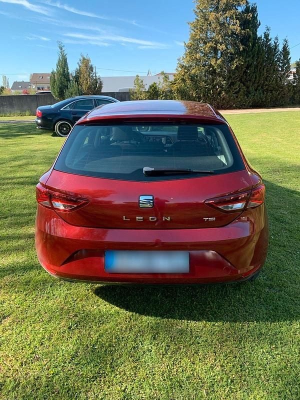 Usata Seat Leon 140 CV (102 kW) 2014 Rosso Berlina
