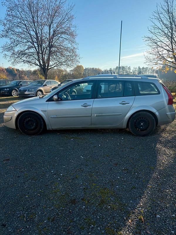 Gebraucht Renault Mégane GrandTour 131 PS (96 kW) 2006 Silber Kombi