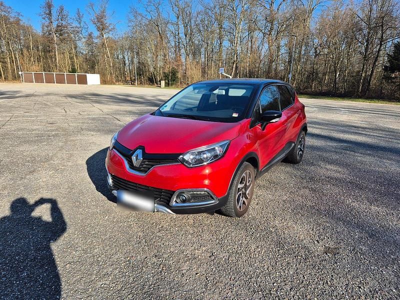 Gebraucht Renault Captur XMOD 118 PS (86 kW) 2017 Rot SUV