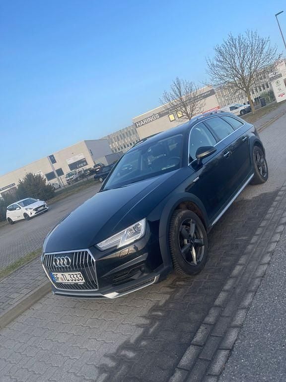 Gebraucht Audi A4 Allroad 190 PS (139 kW) 2018 Schwarz Kombi