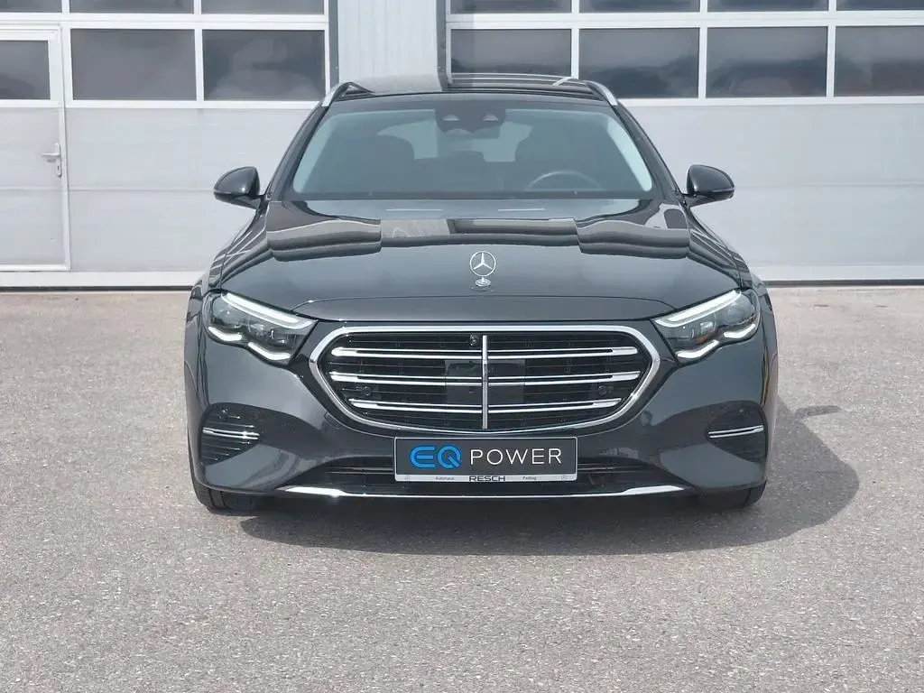 Gebraucht Mercedes E300 Exclusive 197 PS (144 kW) 2025 Grau Limousine