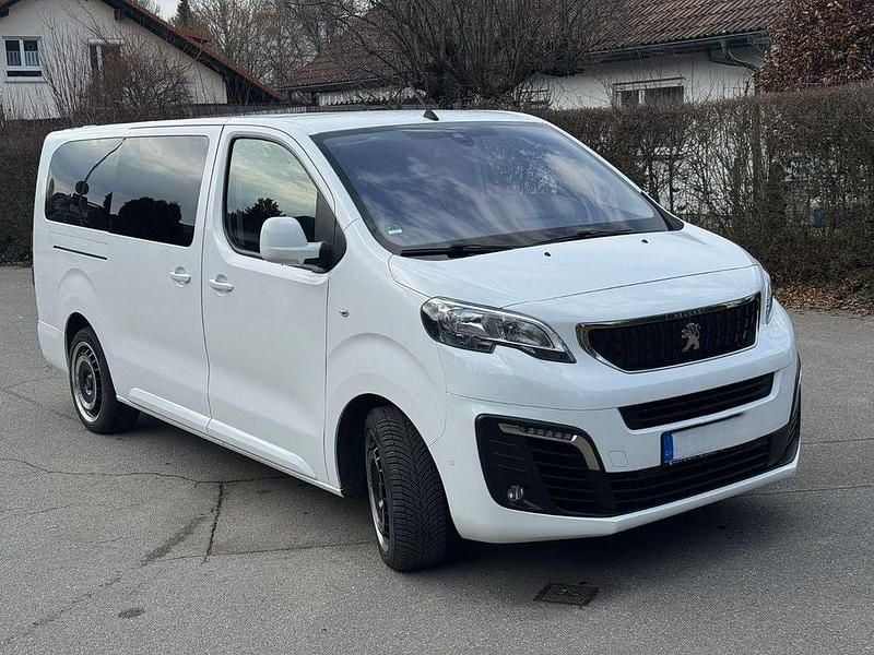 Gebraucht Peugeot Traveller Active 177 PS (130 kW) 2018 Weiß Van / Kleinbus