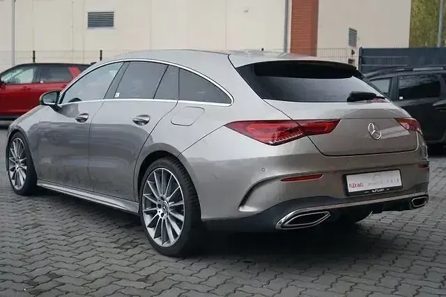 Gebraucht Mercedes CLA250 AMG 224 PS (164 kW) 2020 Mojavesilber metallic (metallic) Limousine