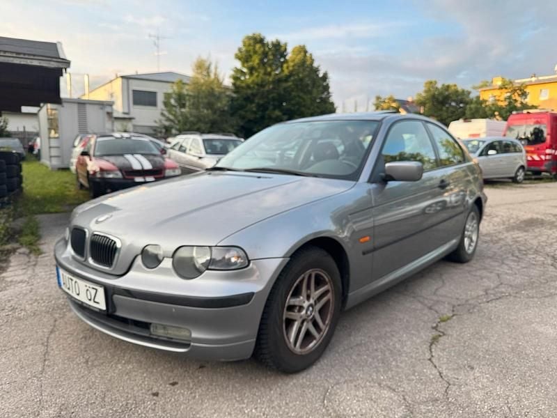 Grau Gebraucht 2004 BMW 316 Compact Kleinwagen | 2.390 € (Teuer) - Bild 1/4