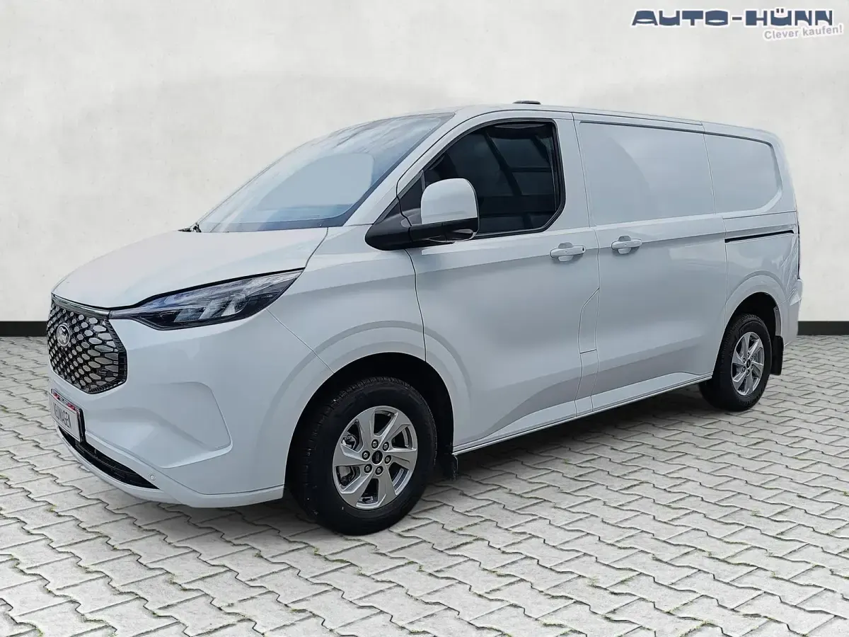 Neu Ford E-Transit Limited 100 kW (136 PS) 2026 Frostweiß Van
