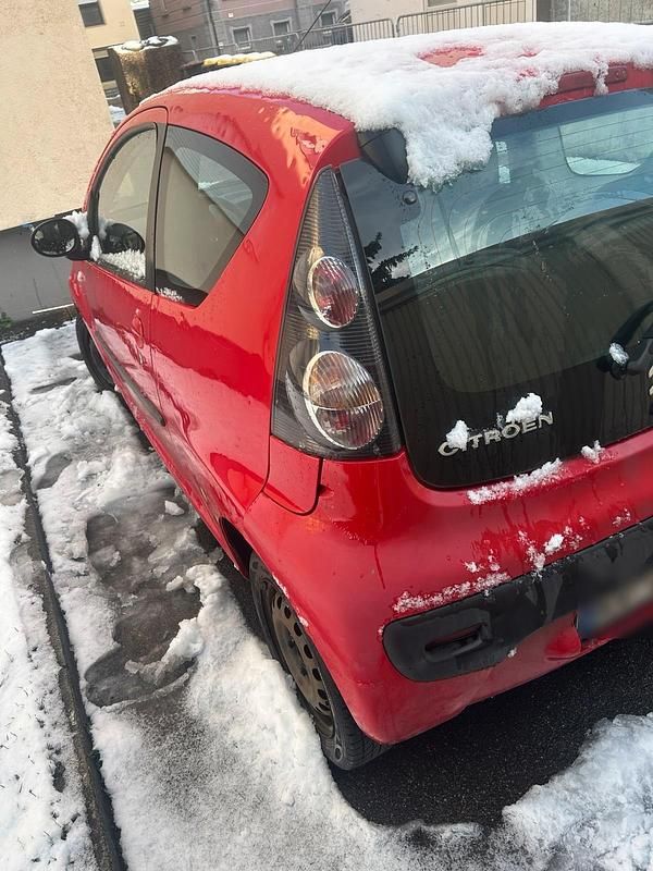 Gebraucht Citroën C1 60 PS (44 kW) 2009 Rot Kleinwagen