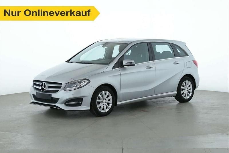 Silber Gebraucht 2016 Mercedes B180 Style Van / Kleinbus | 11.260 € (Guter Preis) - Bild 1/3