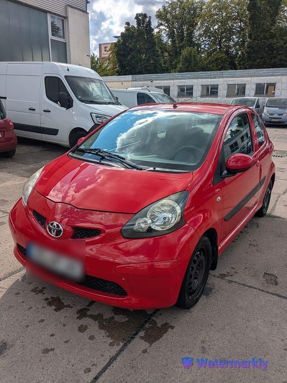 Rot Gebraucht 2008 Toyota Aygo City Kleinwagen | 1.999 € (Guter Preis) - Bild 1/4