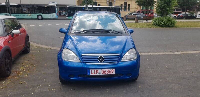 Blau Gebraucht 2000 Mercedes A170 Limousine | 1.850 € (Teuer) - Bild 1/4