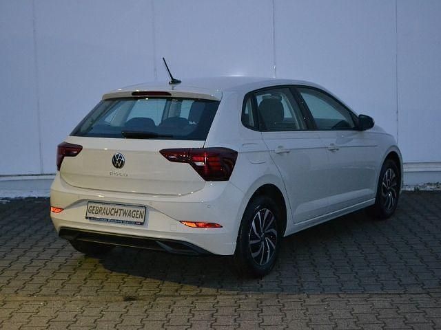Gebraucht VW Polo Life 95 PS (69 kW) 2023 Grau Kleinwagen