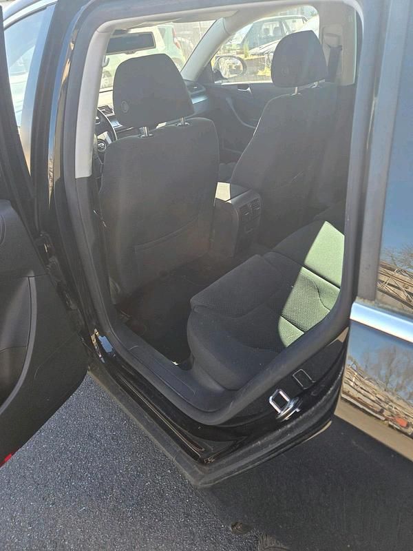 Usata VW Passat 122 CV (89 kW) 2008 Nero Station wagon