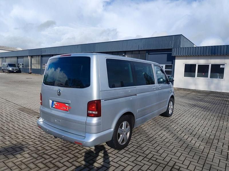 Gebraucht VW Multivan Comfortline 179 PS (131 kW) 2010 Grau Van / Kleinbus