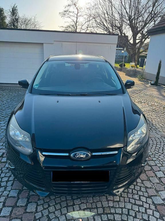 Gebraucht Ford Focus Titanium 150 PS (110 kW) 2012 Schwarz Limousine