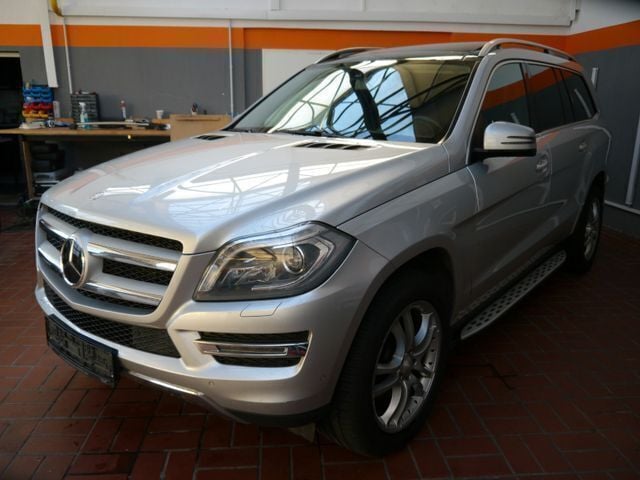 Silber Gebraucht 2015 Mercedes GL350 SUV | 26.499 € (Fairer Preis) - Bild 1/2