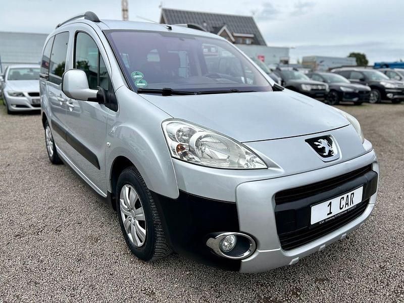 Grau Gebraucht 2009 Peugeot Partner Van / Kleinbus | 7.999 € (Teuer) - Bild 1/4