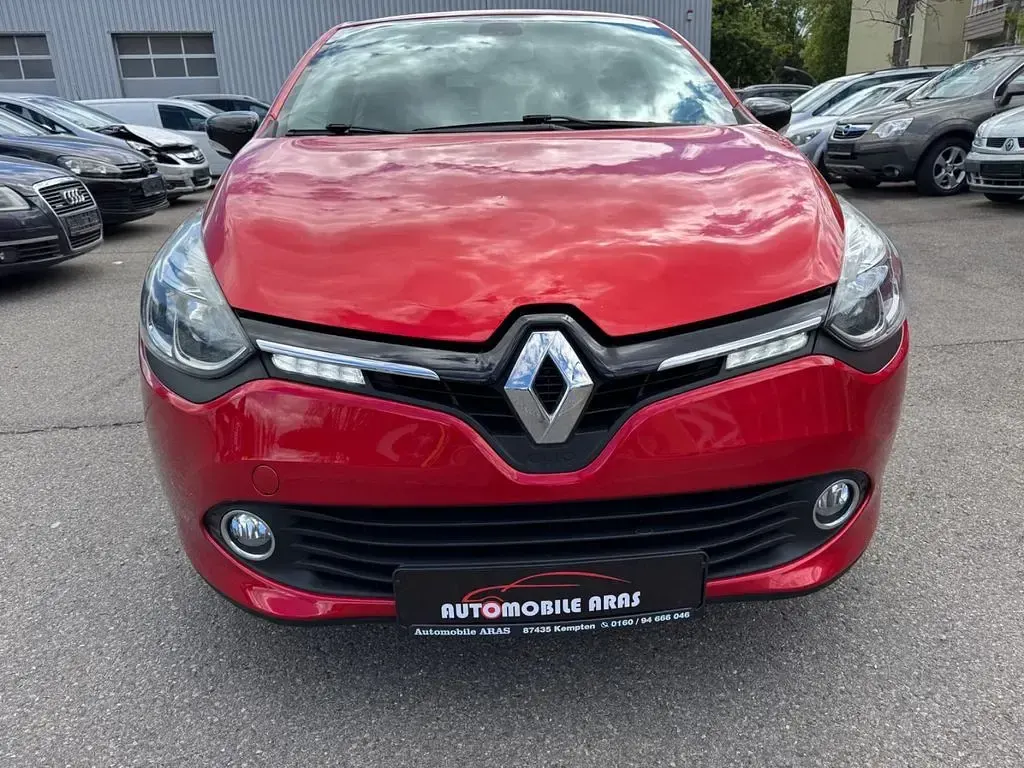 Gebraucht Renault Clio IV LIMITED 73 PS (53 kW) 2016 Rot Limousine