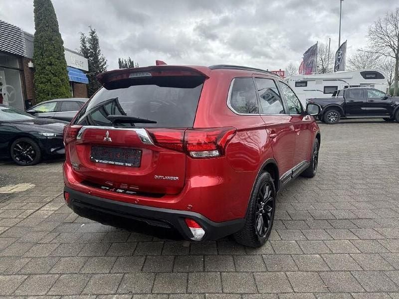 Gebraucht Mitsubishi Outlander Active 150 PS (110 kW) 2019 Karminrot (m) SUV