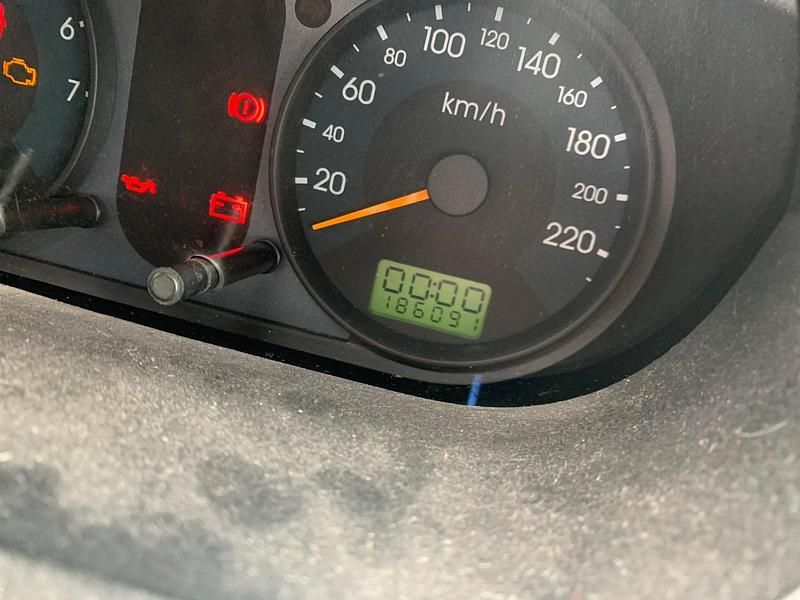 Gebraucht Ford Fiesta 80 PS (58 kW) 2002 Schwarz Kleinwagen