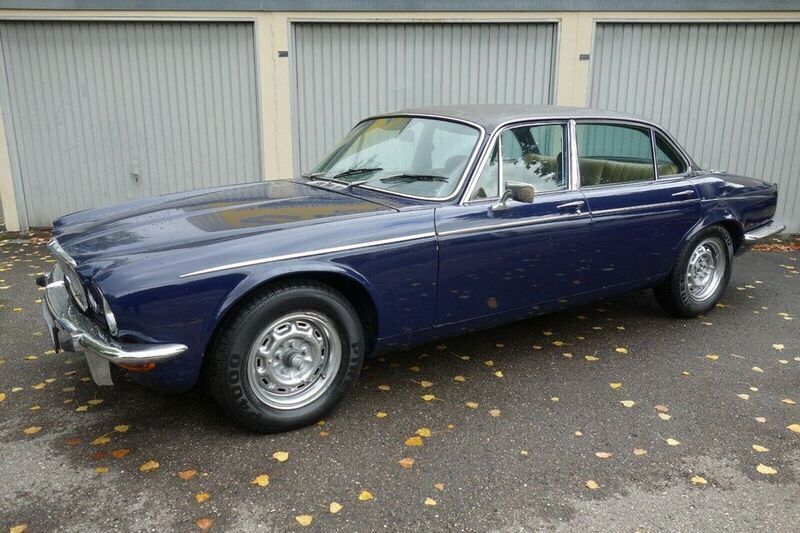 Blau Gebraucht 1976 Jaguar XJ12 Limousine | 5.990 € - Bild 1/4
