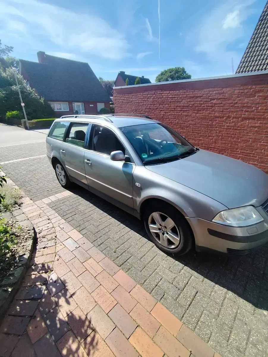 Gebraucht VW Passat 130 PS (95 kW) 2003 Grau Kombi