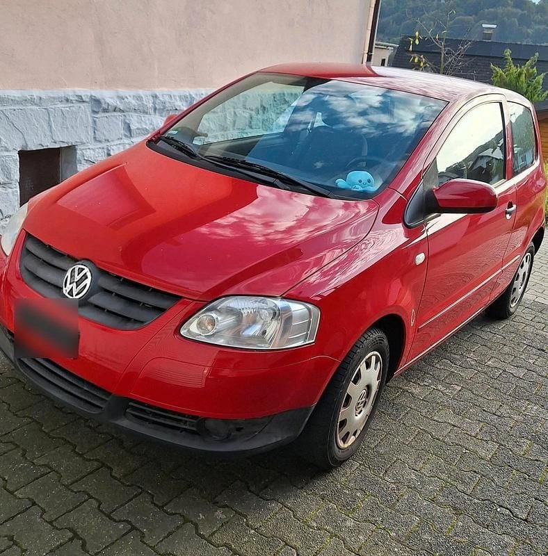 Gebraucht VW Fox 55 PS (40 kW) 2008 Rot Kleinwagen