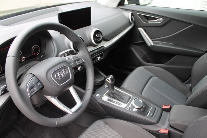 Gebraucht Audi Q2 Advanced Plus 150 PS (110 kW) 2023 Schwarz (mythosschwarz metallic) SUV