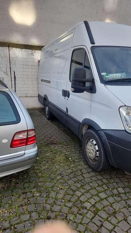 Gebraucht Iveco Daily 126 PS (92 kW) 2011 Van