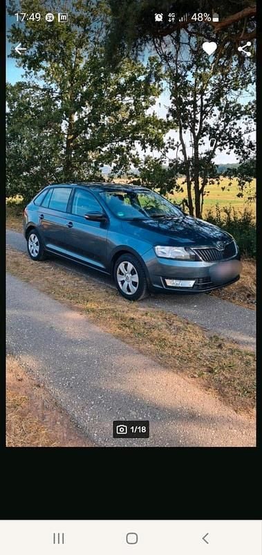 Grau Gebraucht 2016 Skoda Rapid Kleinwagen | 7.100 € (Fairer Preis) - Bild 1/4