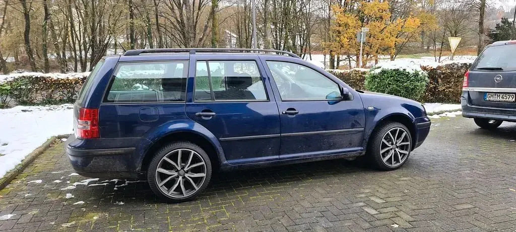 Gebraucht VW Golf IV Basis 105 PS (77 kW) 2001 Blau Kombi