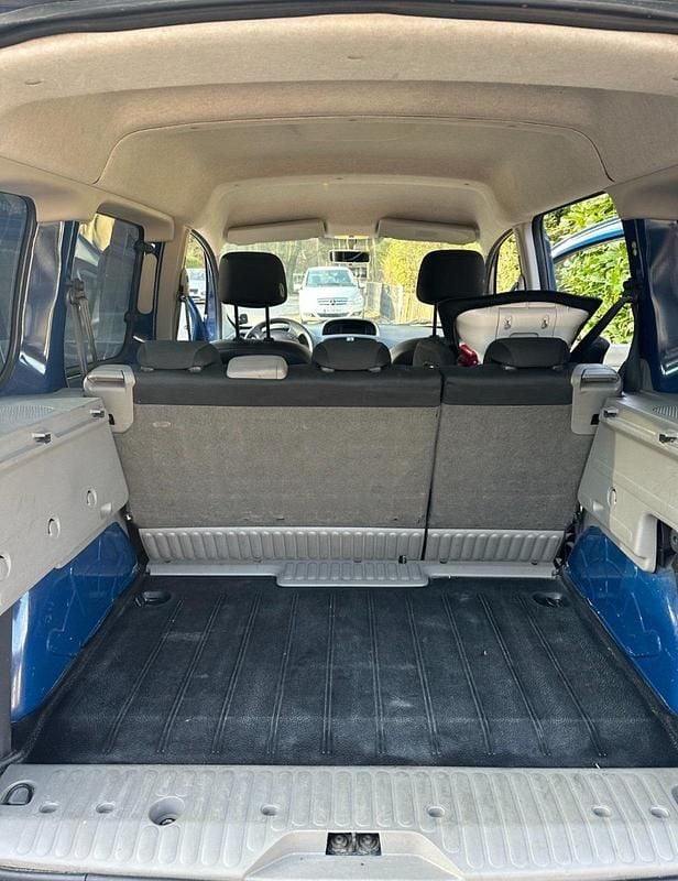 Gebraucht Renault Kangoo 87 PS (63 kW) 2010 Blau Van / Kleinbus