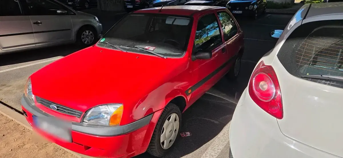 Second-hand Ford Fiesta 1999 Roșu Hatchback
