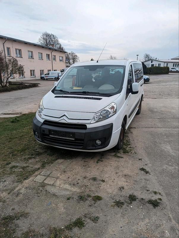 Gebraucht Citroën Jumpy 120 PS (88 kW) 2011 Weiß Van / Kleinbus