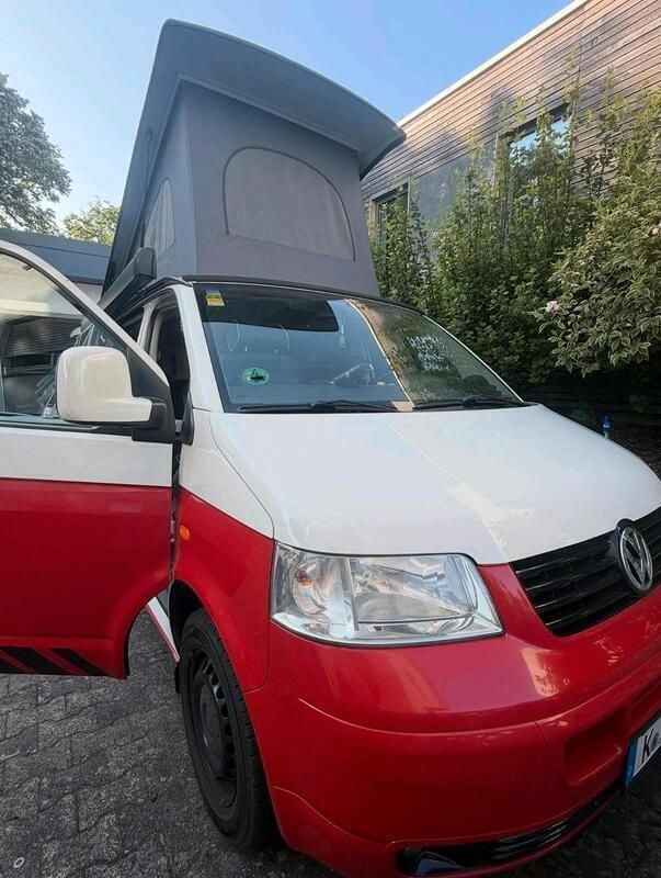 Weiß Gebraucht 2006 VW T5 Van | 30.999 € - Bild 1/4