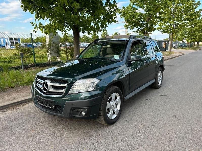 Grün Gebraucht 2009 Mercedes GLK220 SUV | 8.790 € (Teuer) - Bild 1/4
