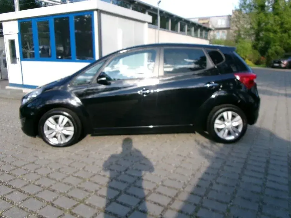 Gebraucht Hyundai ix20 Style 125 PS (91 kW) 2014 Schwarz Kleinwagen