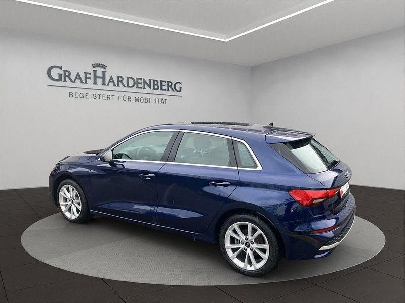 Gebraucht Audi A3 Advanced Plus 150 PS (110 kW) 2025 Navarrablau metallic Limousine