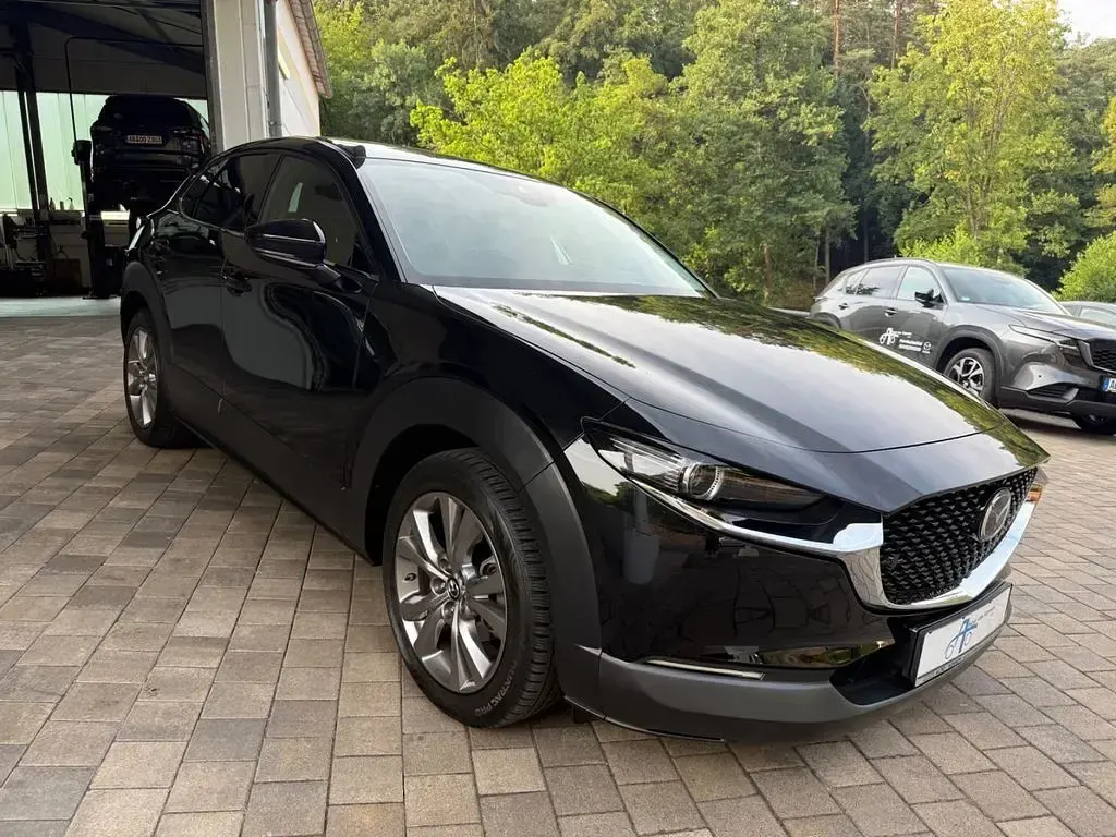 Gebraucht Mazda CX-30 122 PS (89 kW) 2021 Schwarz SUV