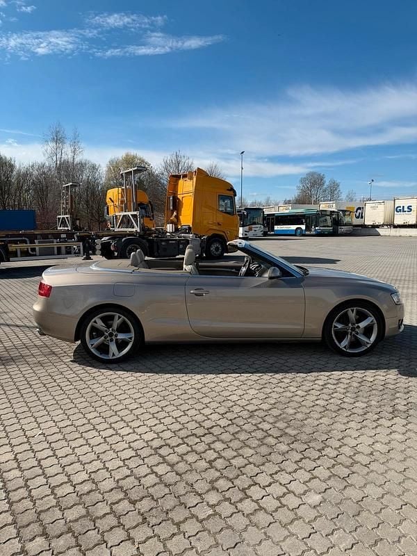 Używany Audi A5 Cabriolet 239 KM (175 kW) 2010 Brązowy Kabriolet