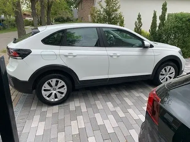 Gebraucht VW Taigo 95 PS (69 kW) 2023 Weiß SUV