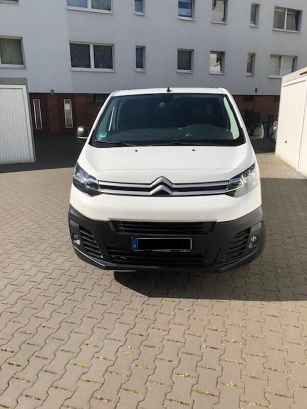 Weiß Gebraucht 2021 Citroën Jumpy Van / Kleinbus | 14.899 € (Superpreis) - Bild 1/4