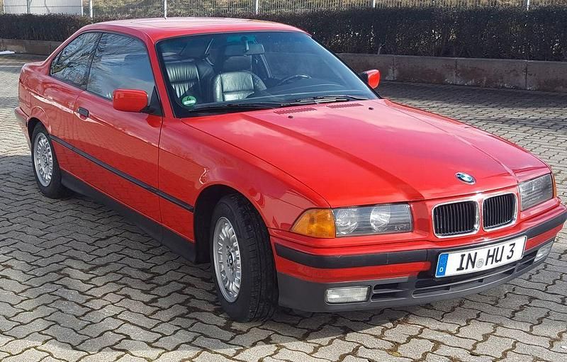 Gebraucht BMW 318 140 PS (102 kW) 1993 Rot Coupé