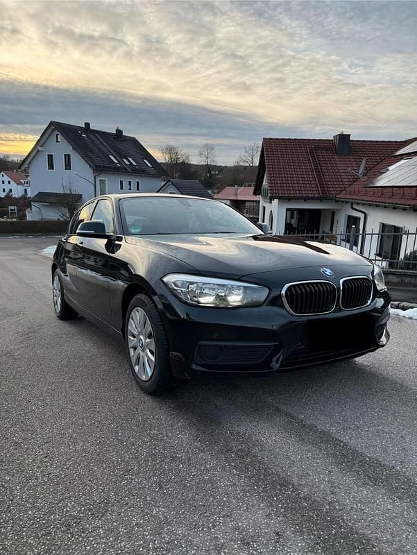 Schwarz Gebraucht 2018 BMW 116 Kleinwagen | 7.800 € (Superpreis) - Bild 1/4