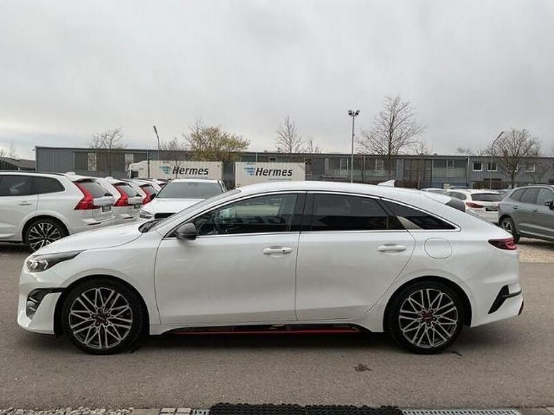 Gebraucht Kia ProCeed GT 204 PS (150 kW) 2023 (hw2) deluxeweiss met. Kombi