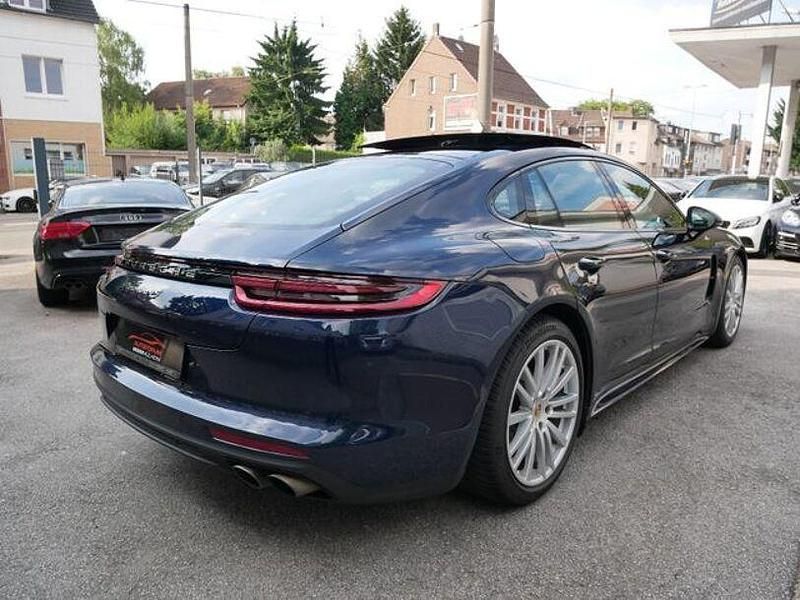 Gebraucht Porsche Panamera 324 PS (238 kW) 2017 Andere Limousine