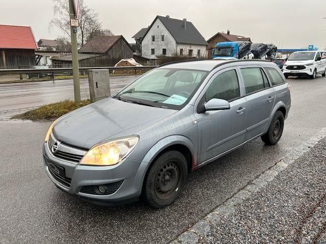 Gebraucht Opel Astra Edition 90 PS (66 kW) 2008 Silber Kombi