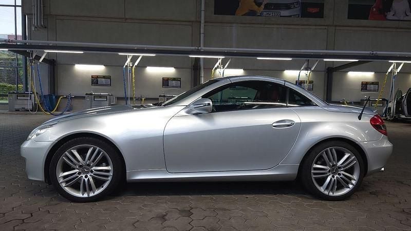 Silber Gebraucht 2009 Mercedes SLK280 Cabrio | 8.800 € (Fairer Preis) - Bild 1/4