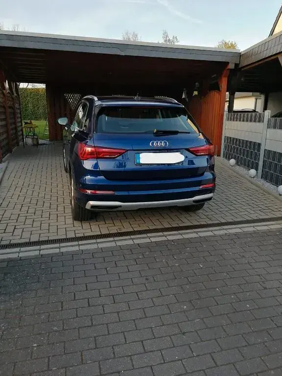 Second-hand Audi Q3 Advanced 150 CP (110 kW) 2023 Albastru SUV