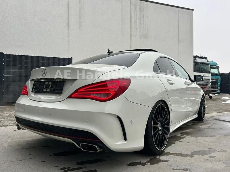 Gebraucht Mercedes CLA250 AMG line 211 PS (155 kW) 2015 Calcitweiss  unilack Limousine